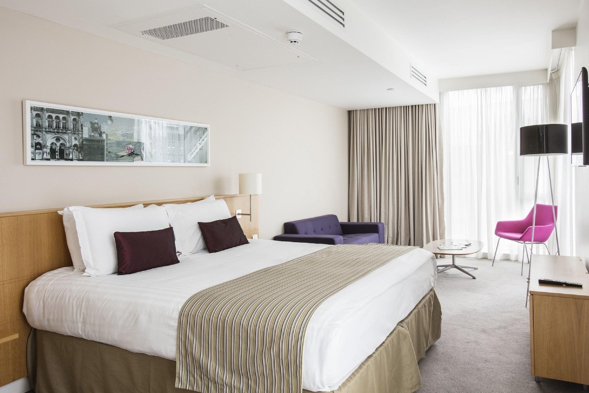 Doubletree By Hilton Leeds Hotel Leeds  Exterior photo